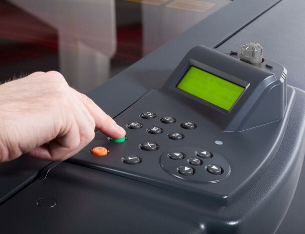 LS1000XP: Large laser engraving and cutting machine for high productivity
