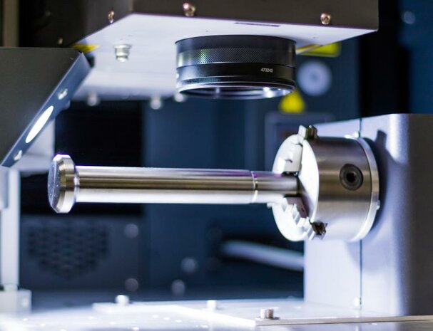 LW2: Fully automated laser marking station